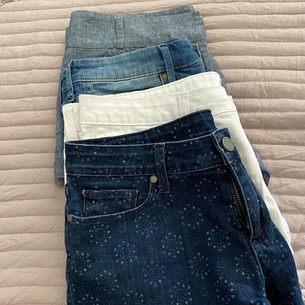 Short Bundle including Paige, H&M